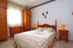 Apartamento en zona muy tranquila con terraza privada, garaje, cerca del centro del pueblo. capacidad para 2 personas