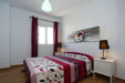 Apartamento muy cerca de la playa, muy bonito con muebles de diseño. Funcional y moderno. Recomendado para parejas. Consta de un dormitorio.
Apartamentos en conil en alquiler muy cerca de la playa, a 240 metros de la playa de los bateles. Dos dormitorios y capacidad para 4 o 5 personas.