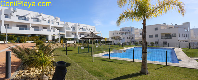 Urbanización en Conil con piscina