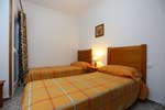 Bonito apartamento de situado en una zona tranquila de Conil. Fácil aparcamiento. Ideal familias.
capacidad para 6 personas