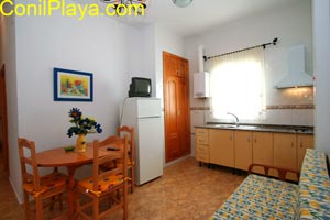 apartamento salon cocina