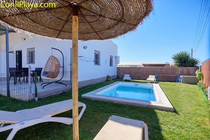 casa conil piscina