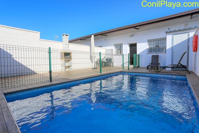 apartamento conil piscina