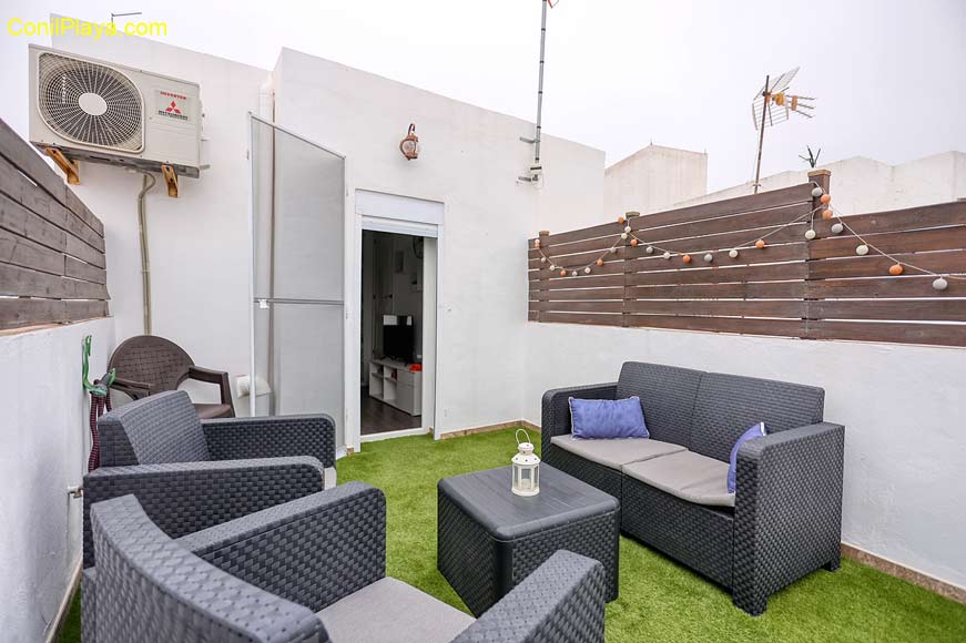 terraza con sofas