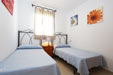 2 apartamentos situados a pocos minutos de la playa andando, en la zona más proxima a la playa y al centro del pueblo.
Ver las fotos de los apartamentos cerca de la playa