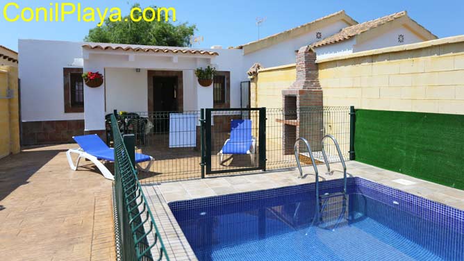 casa con piscina privada