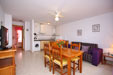 Apartamento de un dormitorio en zona tranquila y cerca del centro. La zona es muy tranquila y de fácil aparcamiento. Consta de un dormitorio con armario empotrado, cuarto de baño y cocina-salón-comedor. No se admiten mascotas.
ver fotos