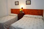 Apartamento situado en buena zona, cerca de la playa andando y cerca de zona de aparcamiento. Dispone de aire acondicionado.
Apartamento de un dormitorio con aire acondicionado.