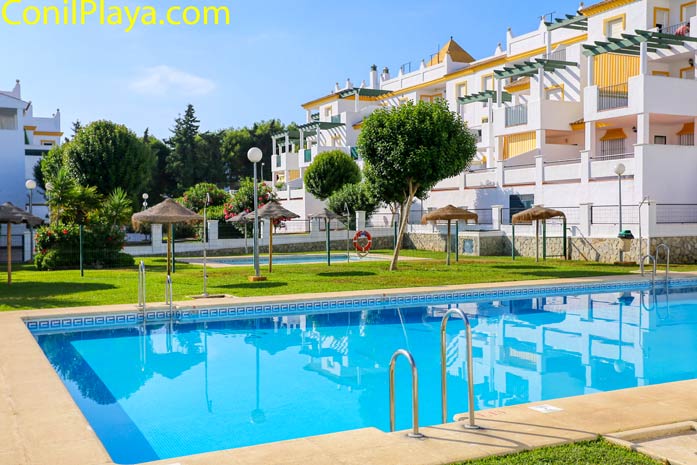 apartamento conil piscina