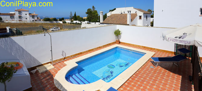 Apartamento en conil con piscina