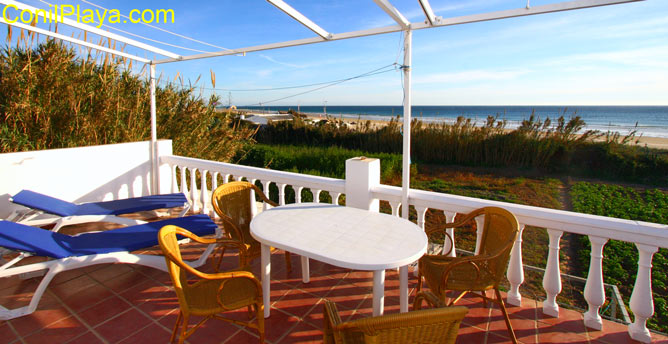 Terraza con vistas al mar