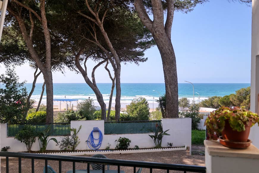 Apartamento en Conil con terraza con vistas al mar