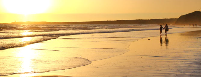Playa de Conil, puesta de sol en la Fontanilla.