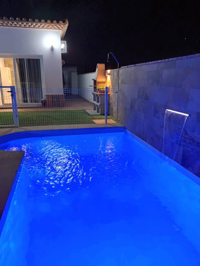 piscina noche