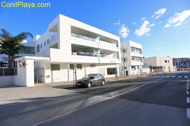 fachada del apartamento en Conil