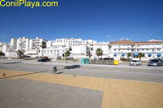 conil visto desde el paseo maritimo