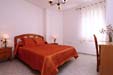 Apartamento situado en zona tranquila, cerca de la playa andando, cerca de supermercados y con fácil aparcamiento.
capacidad para 6 personas