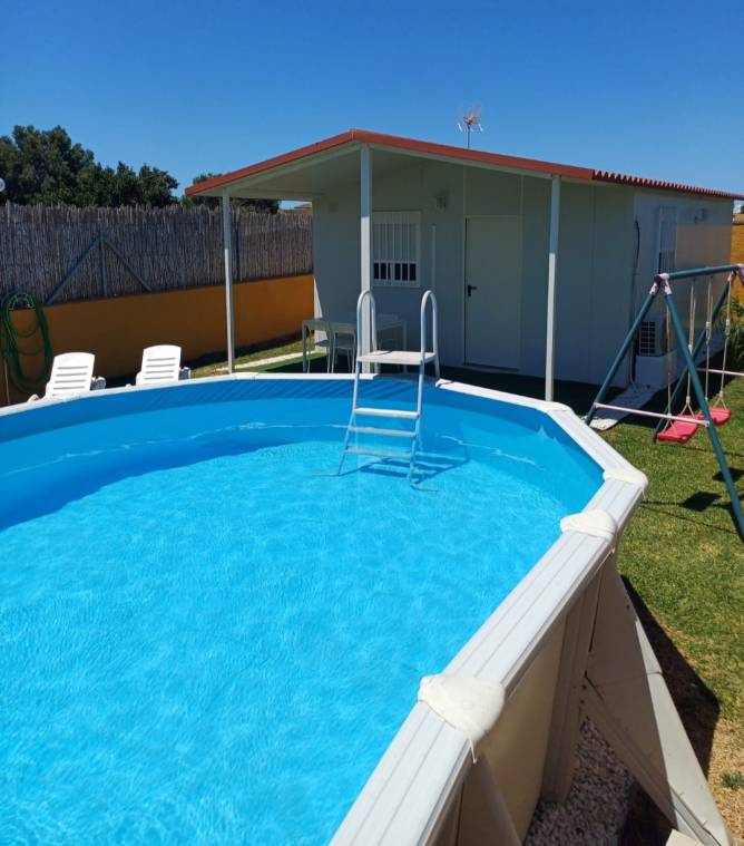 Apartamento en Conil con piscina