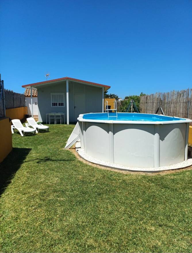 piscina apartamento conil