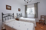 Apartamento situado en zona muy tranquila, bien comunicado y sin problemas de aparcamiento. Se encuentra en una planta baja. Aire Acondicionado.
Apartamentos de varios dormitorios con aire acondicionado en todas las habitaciones.