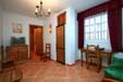 Estupendo estudio ideal para parejas. Situado en excelente zona de Conil. Tranquila y con facil aparcamiento.
Estudio con aire acondicionado en el centro de Conil.