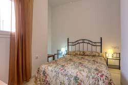 Alquiler de Apartamento en Conil para 4 personas (max 4) Con aire acondicionado.