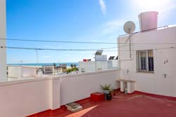 Alquiler de Apartamento en Conil para 4 personas (max 5) Con aire acondicionado.