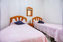 Apartamento dúplex muy céntrico y cercano a la playa. En la calle Baluarte. Situado en zona tranquila y cerca de todo.
capacidad para 4 personas