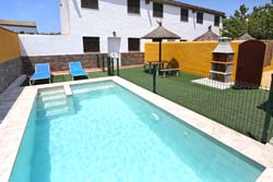 Alquiler de Apartamento en Conil para 4 personas (max 4) Con piscina. Con aire acondicionado.