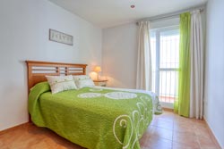 Alquiler de Apartamento en Conil para 6 personas (max 6) Con aire acondicionado.