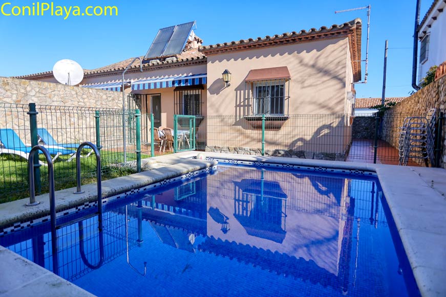 casa en Conil con piscina