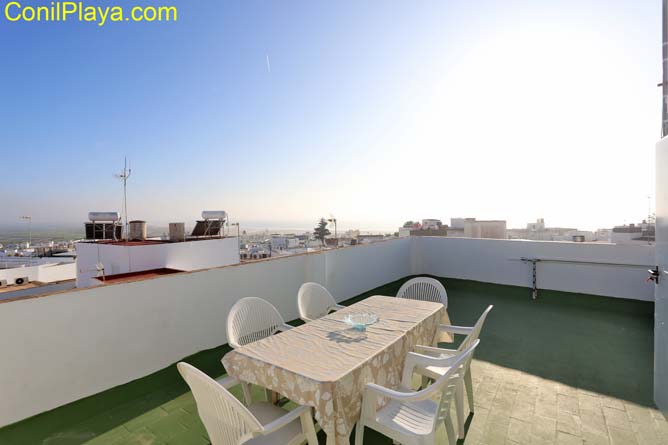 Casa con terraza privada en el centro de Conil