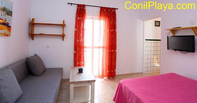 dormitorio con 2 camas