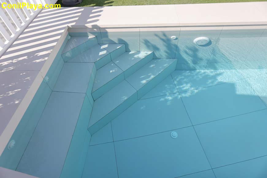 jacuzzi