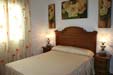 Bonito apartamento cerca de la playa, en la Fuente del Gallo. Consta de salón - cocina - comedor, 2 dormitorios, cuarto de baño y sofá cama de matrimonio en salón, bien equipado (lavadora, lavavajillas, vitrocerámica, frigorífico, microondas).
El apartamento consta de dos dormitorios, salón - cocina - comedor.