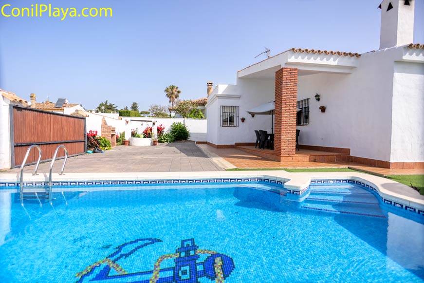 casa piscina conil