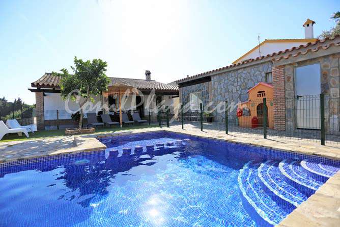 chalet con piscina privada