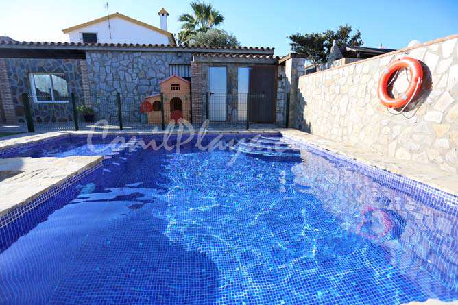 piscina en Conil