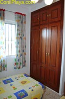 Armario empotrado de 4 puertas