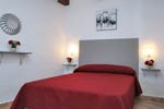 Casa con jacuzzi y piscina en Conil de la Frontera, en los Majadales de Roche, Cádiz, Andalucia, España. 4 personas, 2 dormitorios, barbacoa junto al porche. Alquiler casa de dos dormitorios con piscina en zona muy tranquila.