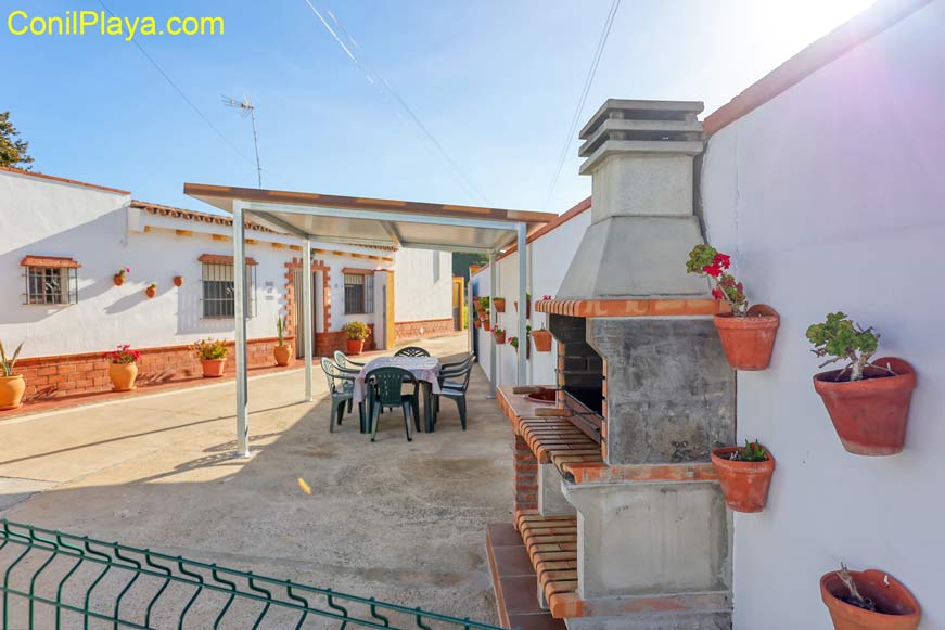 chalet con piscina en Conil