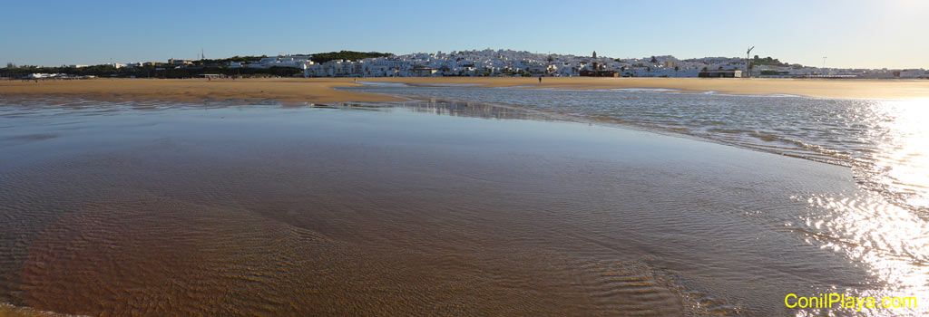 Ver playas de Conil. Los bateles