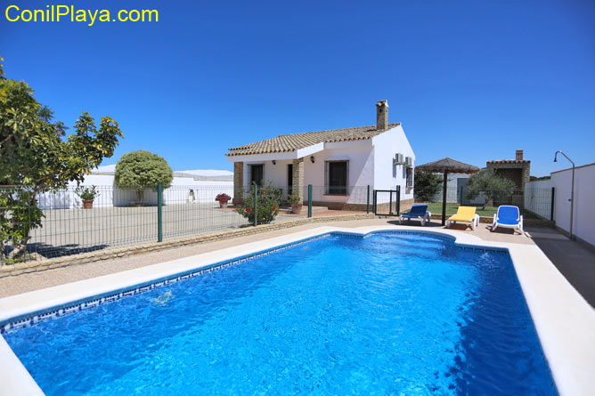 Chalet con piscina privada