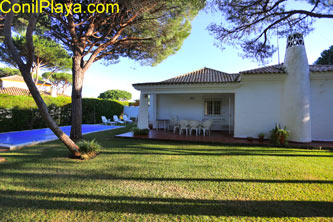 chalet en Urbanización Roche en alquiler con piscina