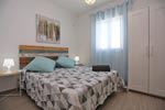 Bonito chalet con piscina privada, barbacoa, jardín y aparcamiento privado en zona muy tranquila. A 3 minutos de la playa del Puntalejos en coche.
capacidad para 4 personas