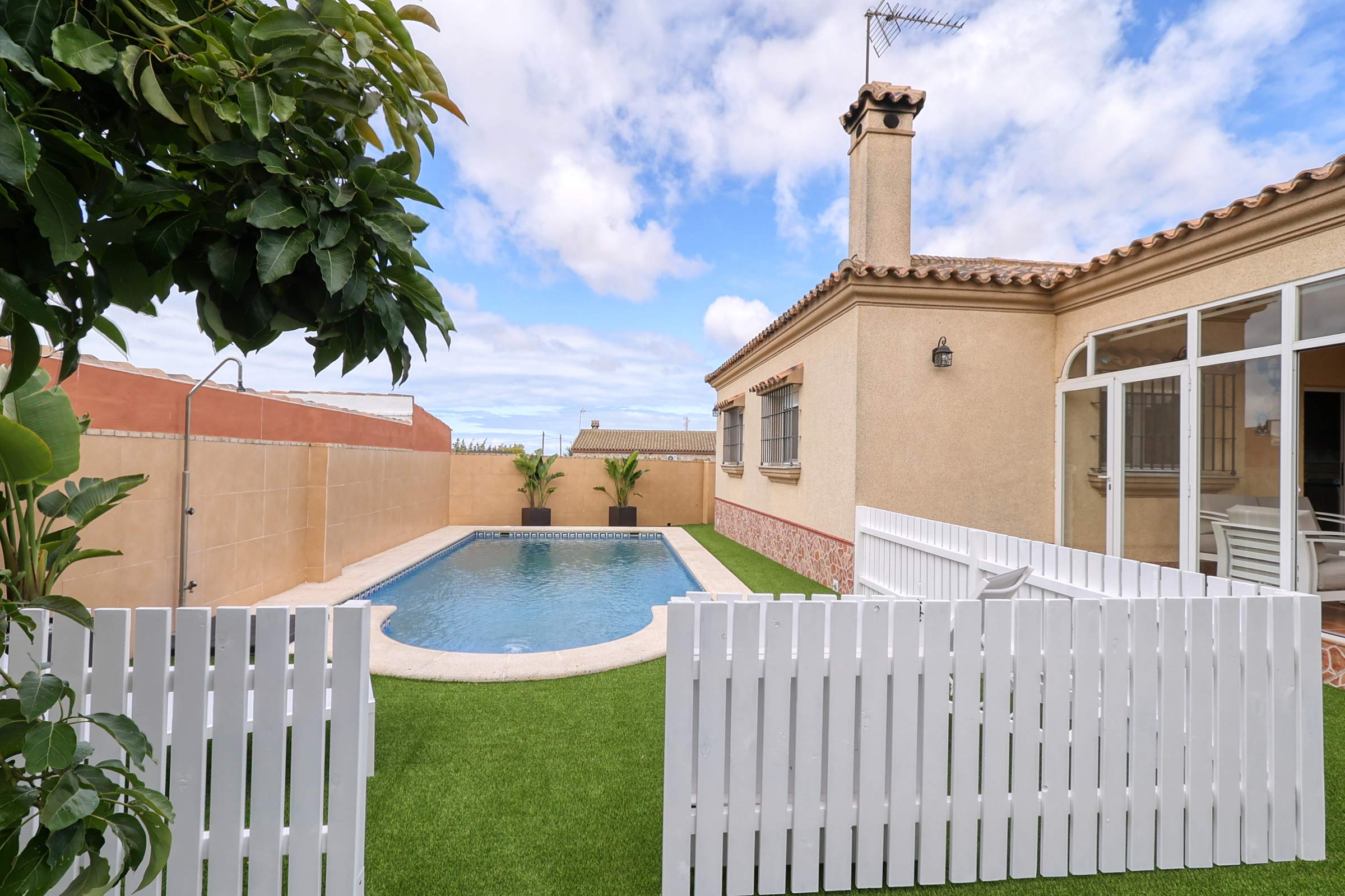 Chalet Conil piscina