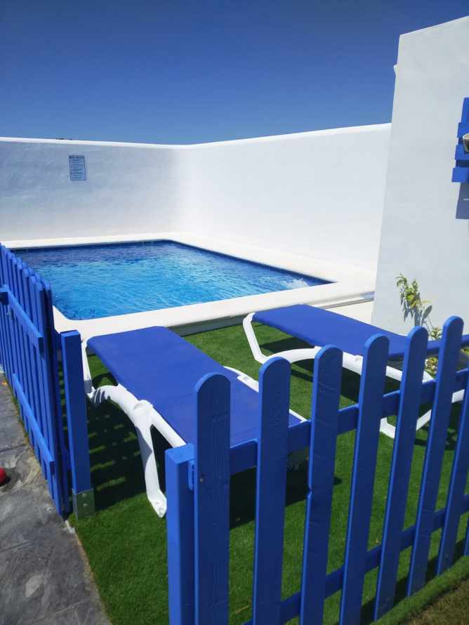 chalet conil piscina