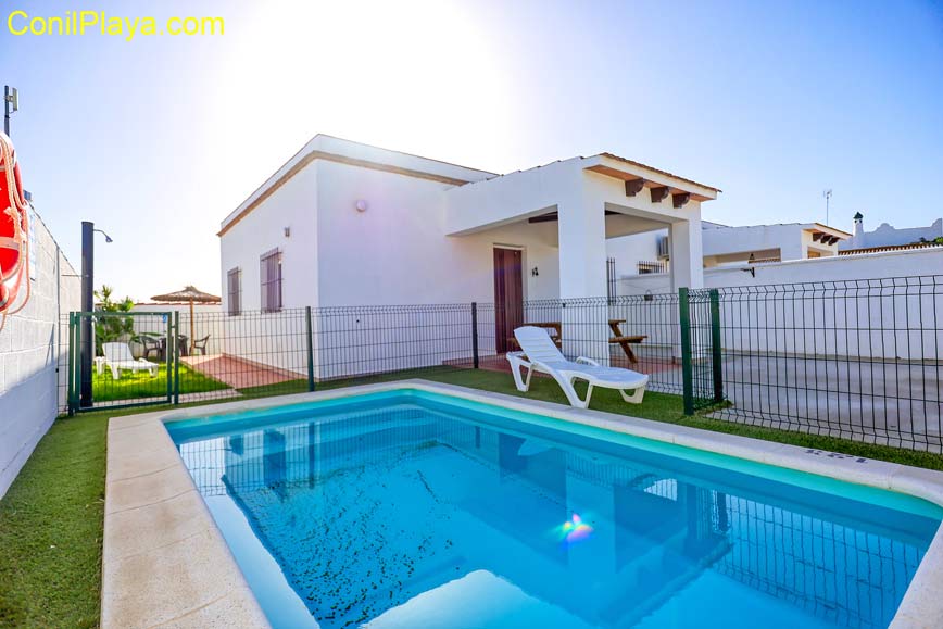 chalet con piscina en Conil de la Frontera, Cadiz