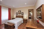 Estupendo chalet en Conil con piscina privada. Cuatro dormitorios. Cerca de las calas. Ideal familias. Lejos de ruidos.
capacidad para 8 personas