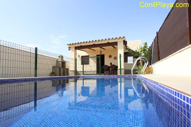 chalet con piscina privada